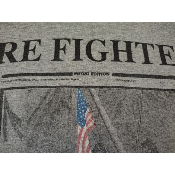Vintage T Shirt Size L Fire Fighters Lifting Flag September 13 2001 Metro... - Picture 5 of 10